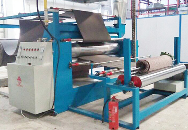 熱熔膠膜復(fù)合機(jī)的特點(diǎn)有哪些